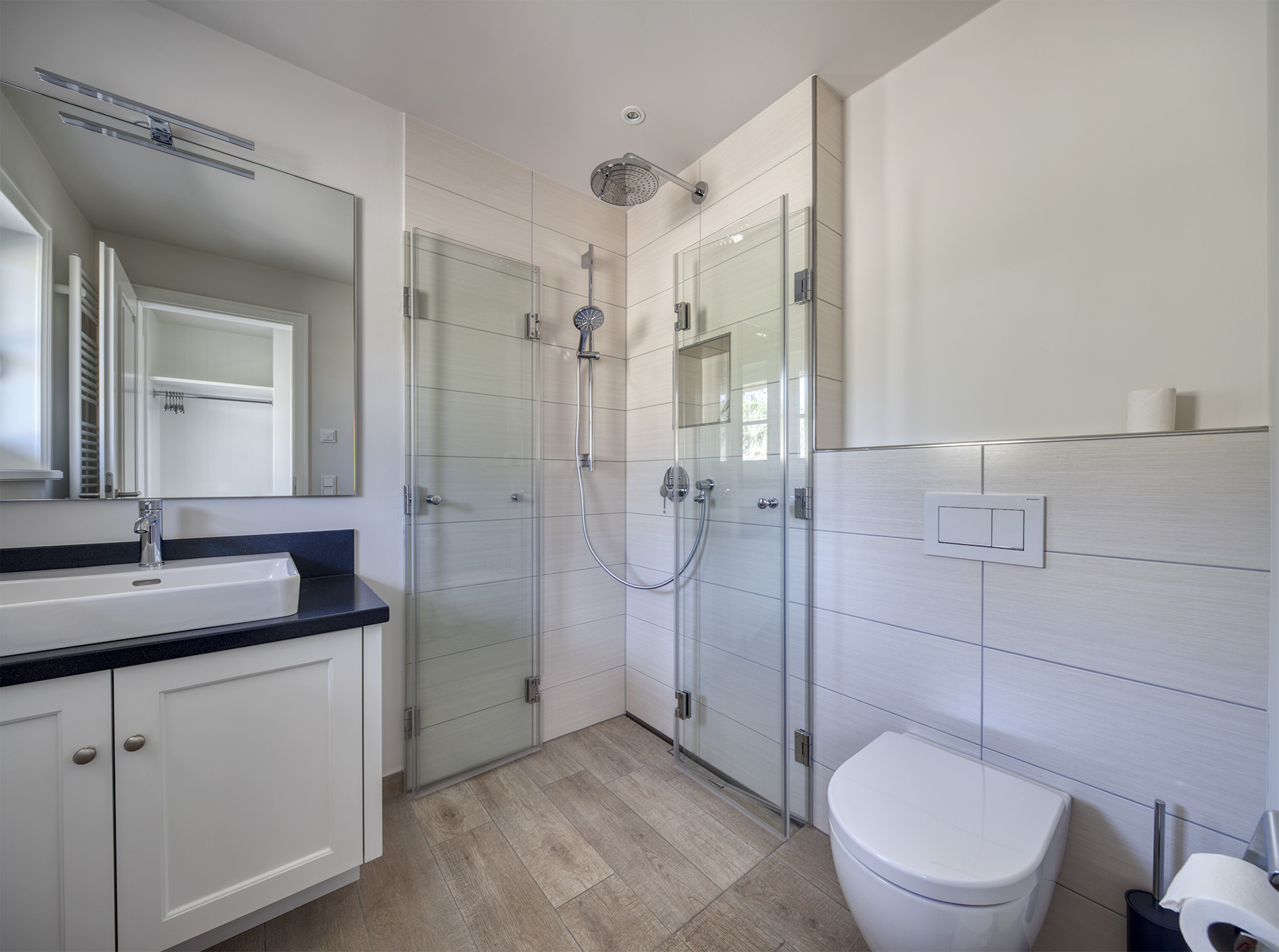 Appartement 8 - Bad EG